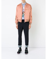 Мужской розовый бомбер