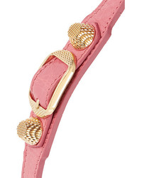 Розовый браслет от Balenciaga