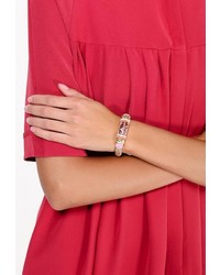 Розовый браслет от Vitacci