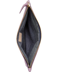 Розовый клатч от Clare Vivier