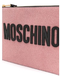 Розовый кожаный клатч с принтом от Moschino