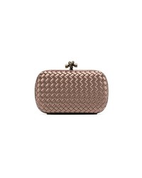 Розовый кожаный клатч от Bottega Veneta