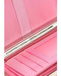 Розовый кожаный клатч от Elisabeth