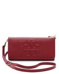 Розовый кожаный клатч от Tory Burch