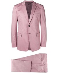 Розовый костюм от Prada