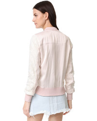 Женский розовый кружевной бомбер от Clu