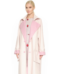 Женский розовый плащ от Vika Gazinskaya