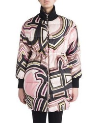 Розовый пуховик с принтом