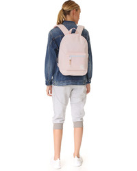 Женский розовый рюкзак от Herschel