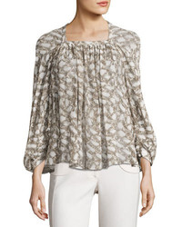 Светло-коричневая блузка со змеиным рисунком