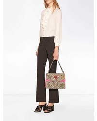 Светло-коричневая замшевая сумка через плечо с вышивкой от Gucci