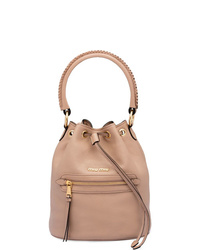 Светло-коричневая кожаная сумка-мешок от Miu Miu