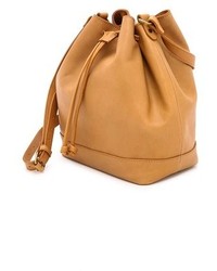 Светло-коричневая кожаная сумка-мешок от Madewell