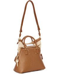 Женская светло-коричневая кожаная сумка от Maison Margiela