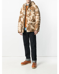 Мужская светло-коричневая куртка-пуховик с камуфляжным принтом от Woolrich