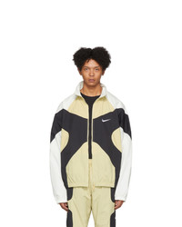 Светло-коричневая куртка харрингтон от Nike