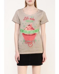 Женская светло-коричневая футболка от Perfect J