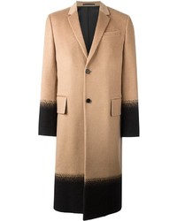 Светло-коричневое длинное пальто от Valentino