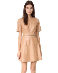 Светло-коричневое кожаное платье