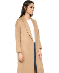 Женское светло-коричневое пальто