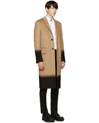 Мужское светло-коричневое пальто от Valentino