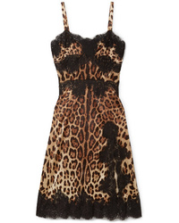 Светло-коричневое платье-комбинация с леопардовым принтом