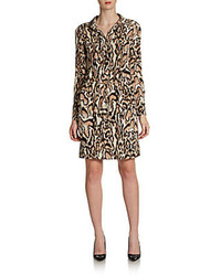 Светло-коричневое платье с леопардовым принтом