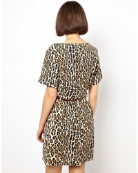 Светло-коричневое платье-футляр с леопардовым принтом от Baum Und Pferdgarten