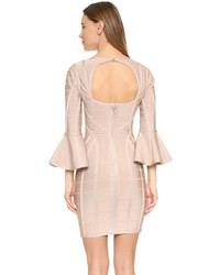 Светло-коричневое платье от Herve Leger