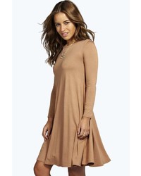 Светло-коричневое свободное платье