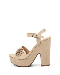 Светло-коричневые босоножки на каблуке от Ideal
