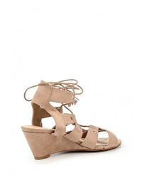 Светло-коричневые босоножки на танкетке от Anesia