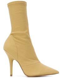 Светло-коричневые ботильоны на резинке от Yeezy