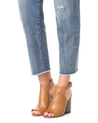 Светло-коричневые ботильоны от Tory Burch