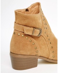 Светло-коричневые ботильоны от Daisy Street
