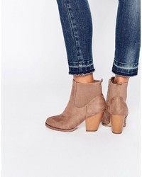 Женские светло-коричневые ботинки челси от Boohoo