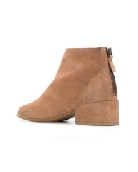 Светло-коричневые замшевые ботильоны с вырезом от Marsèll