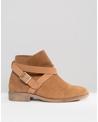 Светло-коричневые замшевые ботильоны от Asos