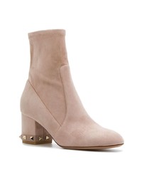 Светло-коричневые замшевые ботильоны от Valentino
