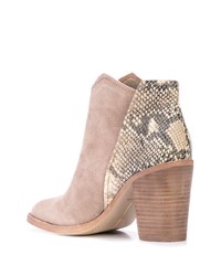 Светло-коричневые замшевые ботильоны от Dolce Vita