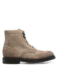 Светло-коричневые замшевые ботинки броги от Doucal's