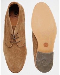Светло-коричневые замшевые ботинки дезерты