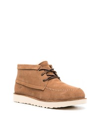 Светло-коричневые замшевые ботинки дезерты от UGG
