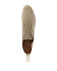 Светло-коричневые замшевые ботинки дезерты от Common Projects