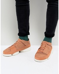 Мужские светло-коричневые замшевые рабочие ботинки от Clarks Originals