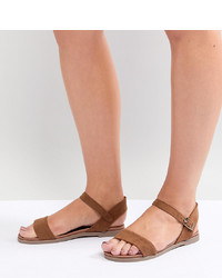 Светло-коричневые замшевые сандалии на плоской подошве от New Look Wide Fit