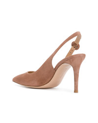 Светло-коричневые замшевые туфли от Gianvito Rossi