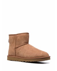 Мужские светло-коричневые замшевые угги от UGG