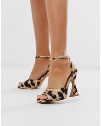 Светло-коричневые кожаные босоножки на каблуке с леопардовым принтом от ASOS DESIGN