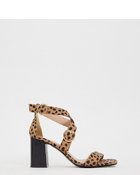 Светло-коричневые кожаные босоножки на каблуке с леопардовым принтом от New Look